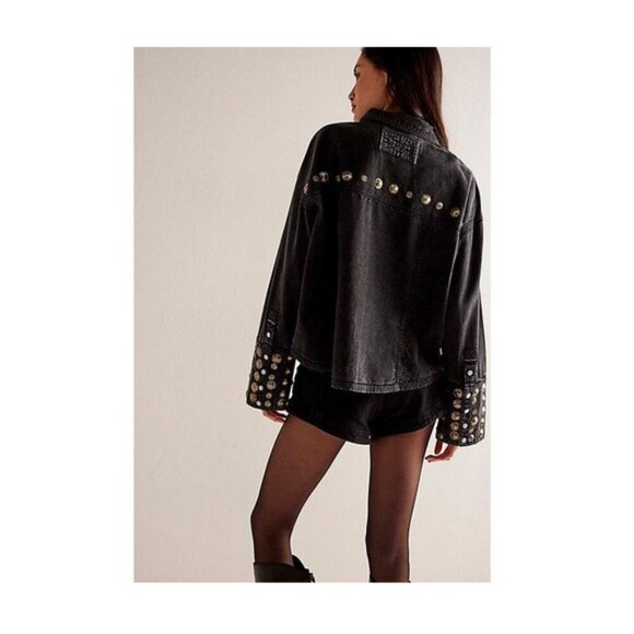 We The Free Free people Austin Denim Top Shirt Size XS-S Relaxed Fit - Picture 3 of 8